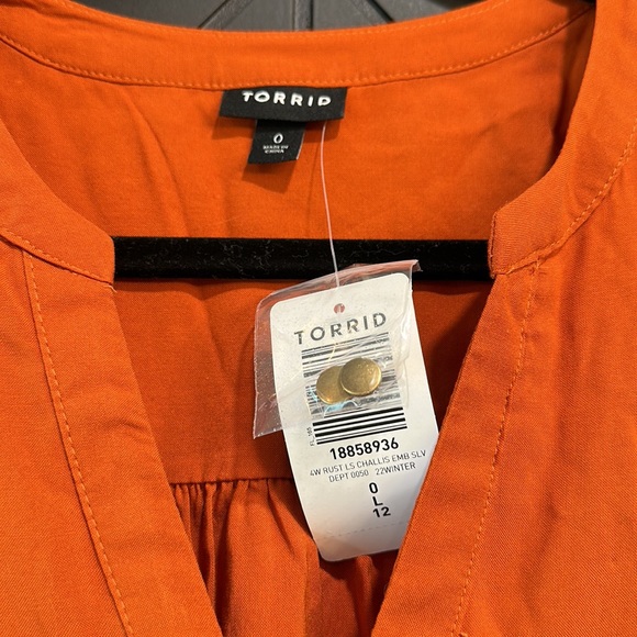 NWT Torrid blouse - Picture 6 of 7
